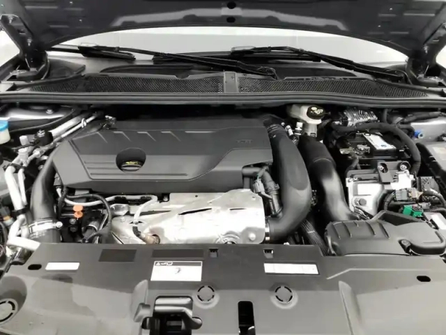 Peugeot 308 sw phev 180 e-eat8 active pack — photo 7