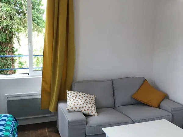 Studio Meublé & Equipé, parking privé, Fibre