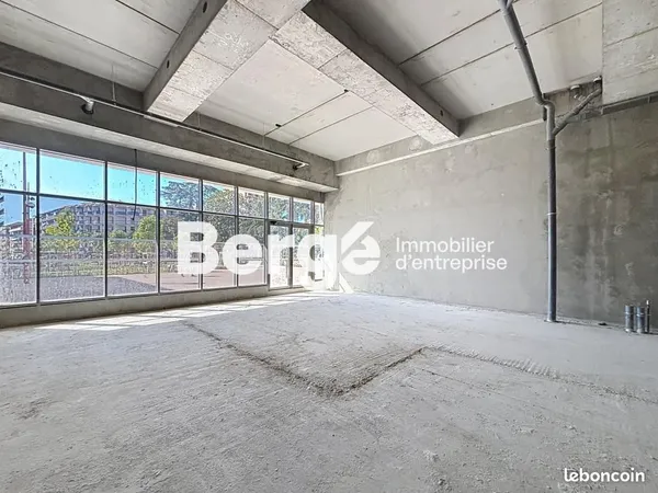 Local commercial 95 m²