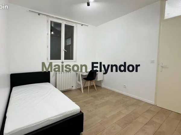 Studio 1 pièce 17 m²