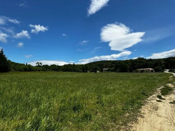 Terrain 900 m² avec permis purgé - Projet prêt à construire à Saint-Montan