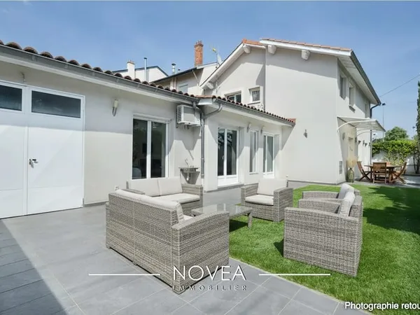 Maison familiale rénovée 180 m² - 5 chambres - Secteur Cu