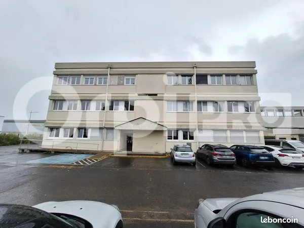 Bureau 245 m²