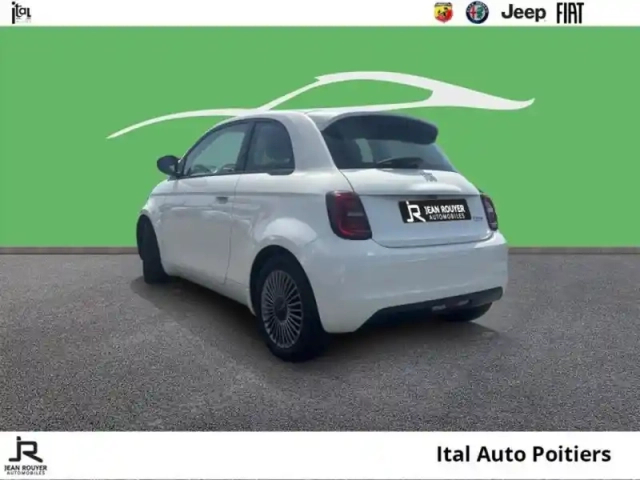Fiat 500 icône berline 23,8 kwh — photo 7