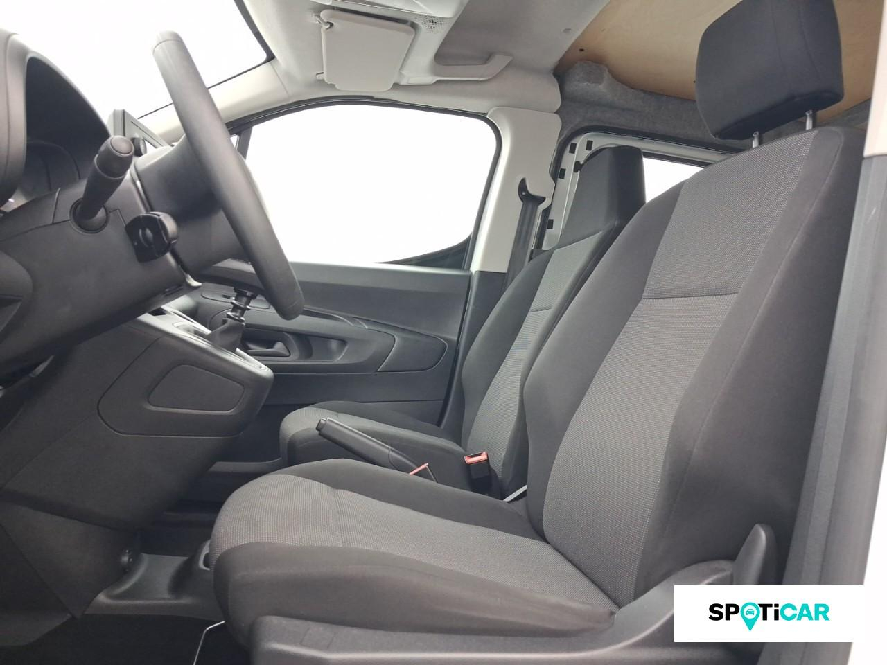Citroën Berlingo xl 950kg bluehdi 130ch s&s — photo 9