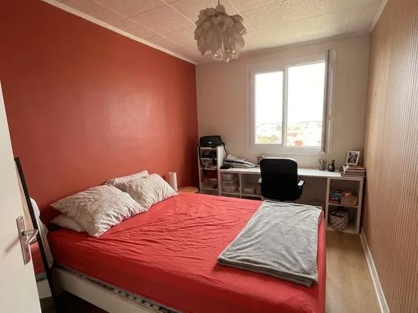 Chambre a louer dans un appartement en cohabitation feminine