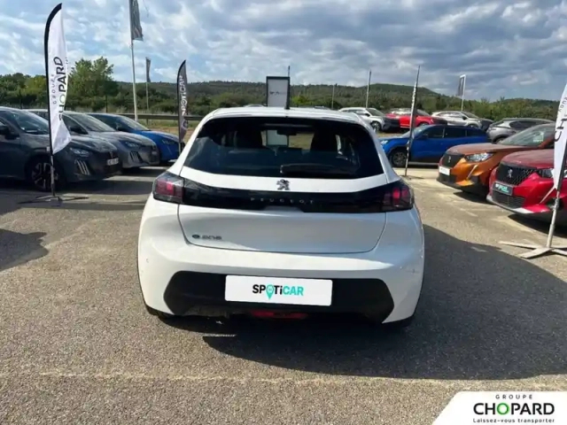 Peugeot 208 electrique 50 kwh 136ch — photo 31