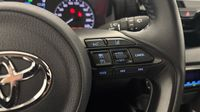 Toyota Yaris 116h Collection 5p MY22 — photo 25