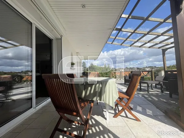 Maison 7 pièces 164 m²