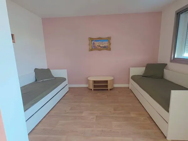 Appartement 6 pièces 82 m²