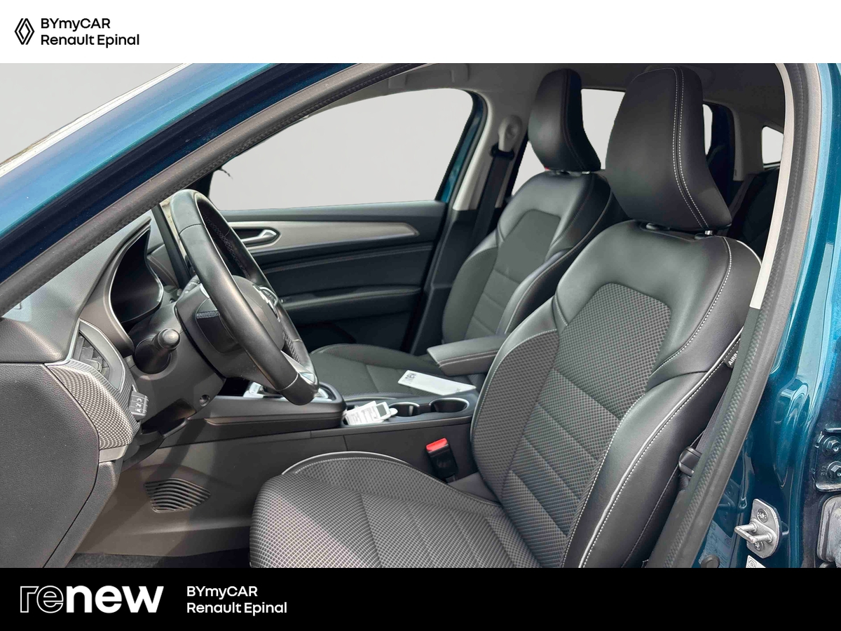 Renault Arkana E-Tech 145 - 21B — photo 11