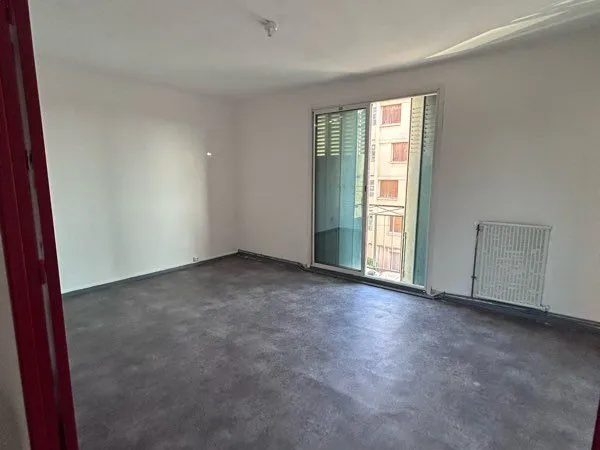 Apparemment F4 à louer sur Orange