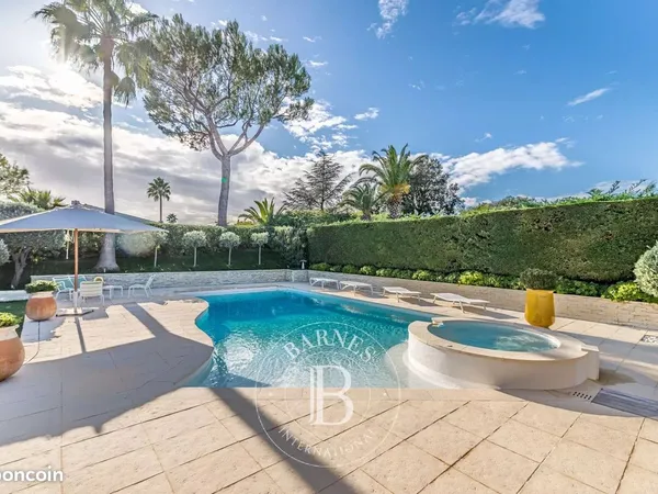 Villa 4 pièces 127 m²