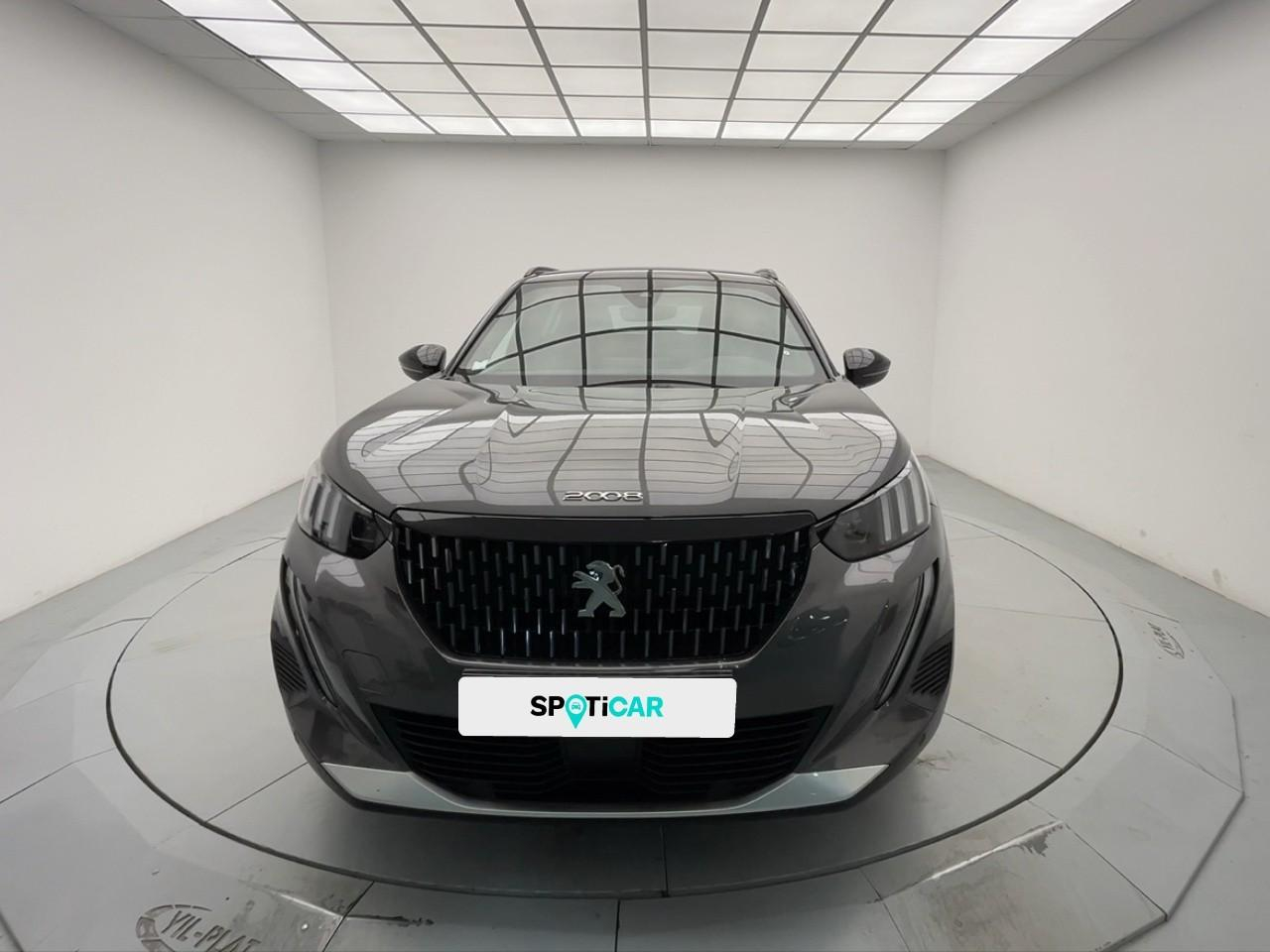 Peugeot 2008 puretech 130 s&s eat8 gt — photo 8
