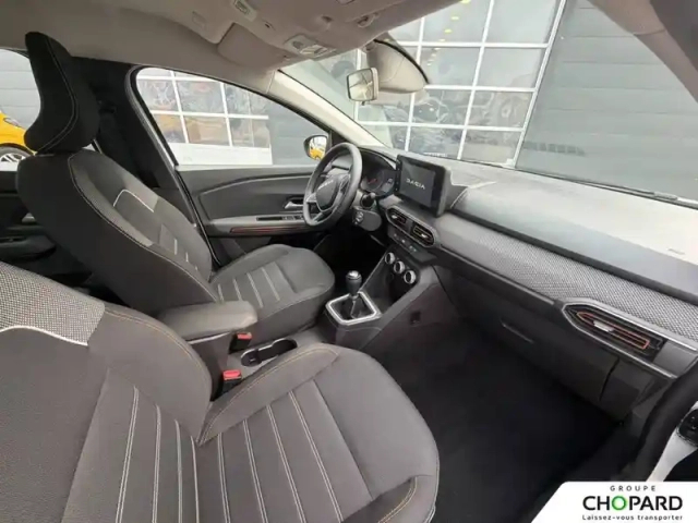 Dacia Sandero eco-g 100 — photo 63