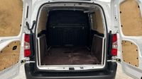 Peugeot Partner Standard 650kg BlueHDi 100ch S&S BVM5 Asphalt — photo 9