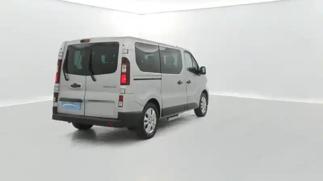 Renault Trafic l1 dci 150 energy s&amp;s — photo 19
