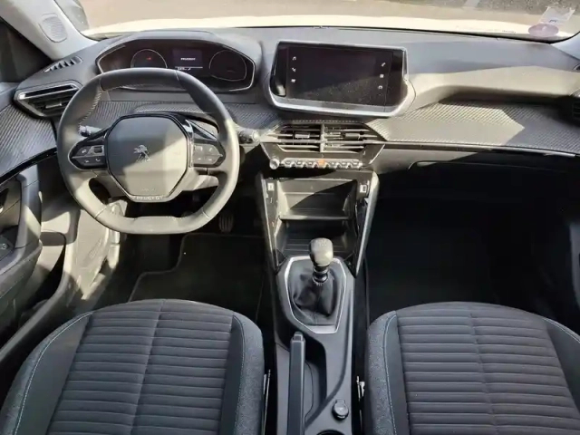 Peugeot 2008 puretech 130 s&amp;s bvm6 — photo 22