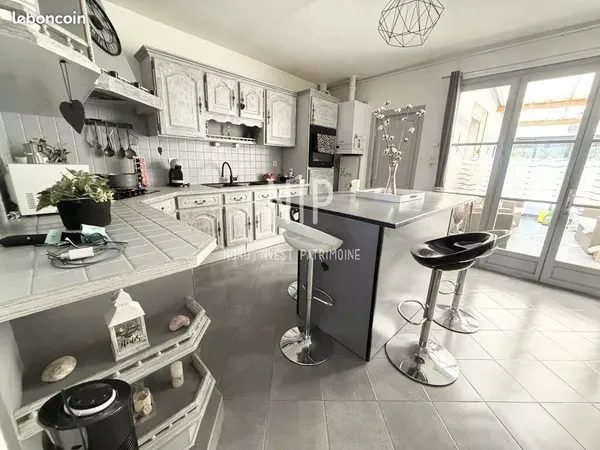 Maison 4 pièces 126 m²