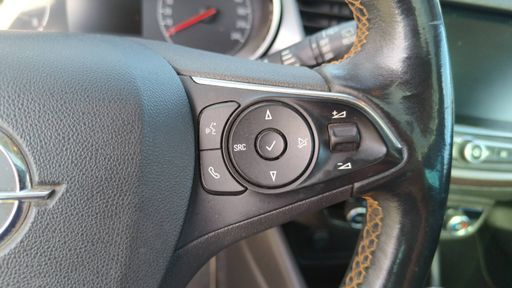 Opel Crossland X 1.2 Turbo 110 BVA6 - Ultimate – 2019 – 82721 km – Essence – Boîte Automatique — photo 5