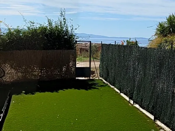 Res Santa Lina: Appartement avec jardin privatif