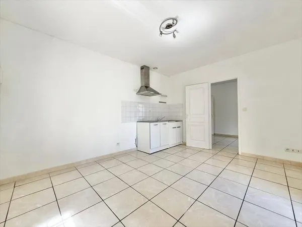 Palavas centre village F2 climatisé RDC 28 m2