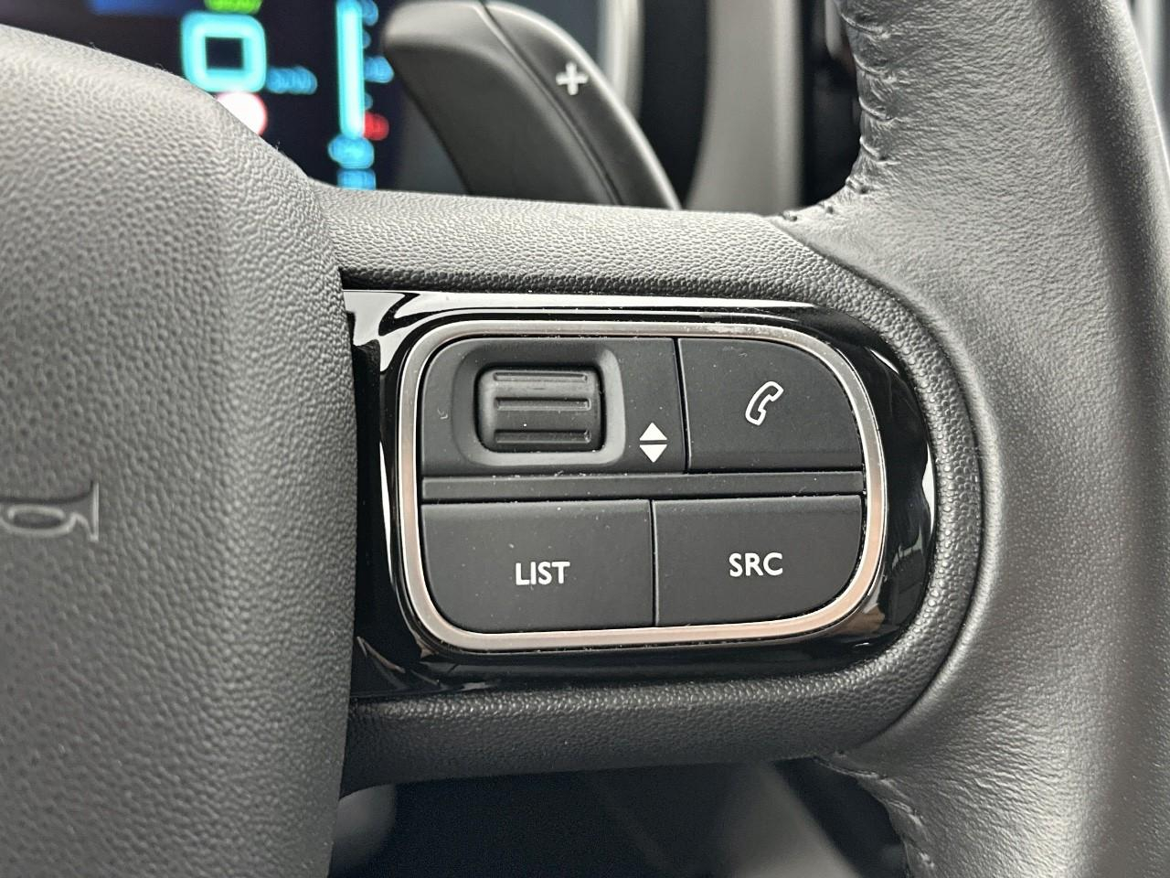 Citroën C5 Aircross hybride rechargeable 225 s&s e-eat8 c-series — photo 19