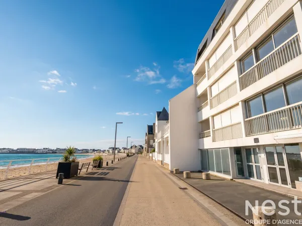 Appartement Boulevard Chanard à 10 mètres de la Grande-plage - Rare sur le marché !