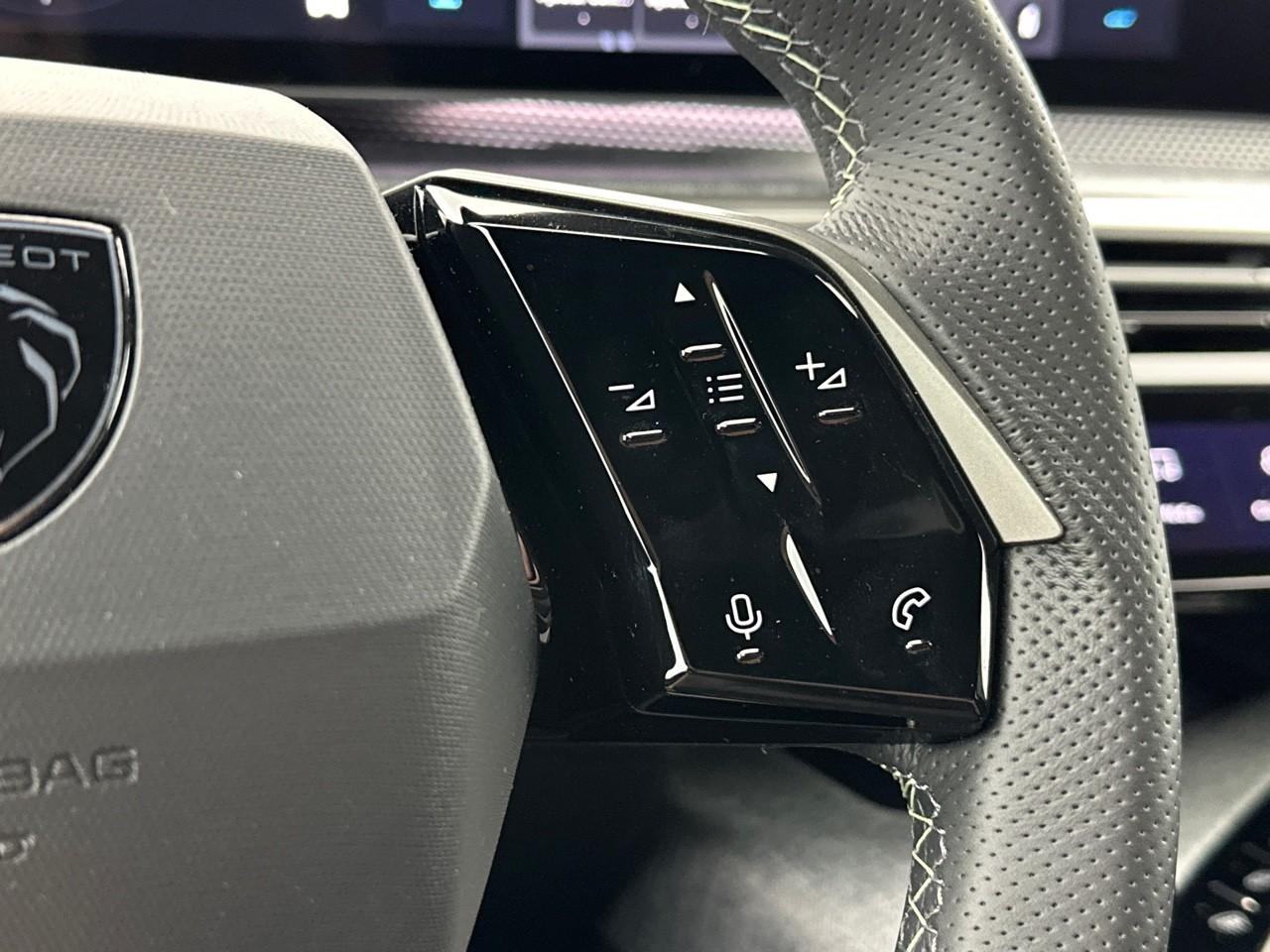 Peugeot 5008 hybrid 145 ch e-dcs6 gt — photo 19