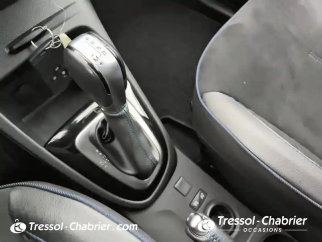 Renault Captur tce 150 energy edc s-edition — photo 24