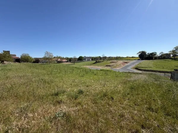 Terrain à bâtir Vente Montdragon  1075m² 55000€