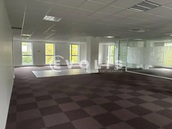Bureaux 1294 m²