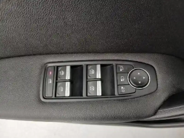 Renault Captur tce 90 - 21 intens — photo 13