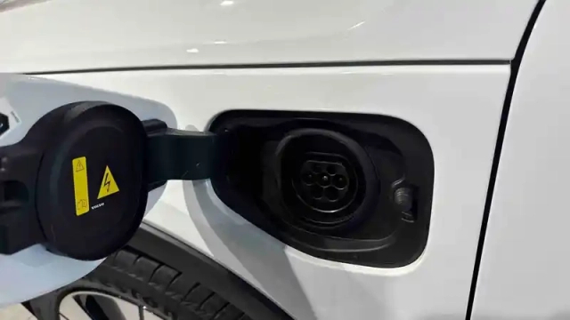 Volvo Xc40 t4 recharge 129+82 ch dct7 — photo 52