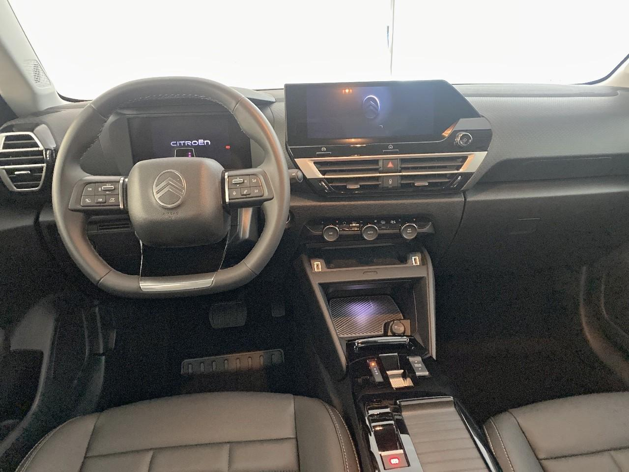Citroën C4 X hybride 145 ch e-dcs6 max — photo 8