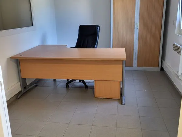 Local + bureaux