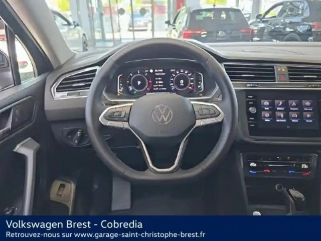 Volkswagen Tiguan allspace 2.0 tdi 150ch life plus dsg7 — photo 7