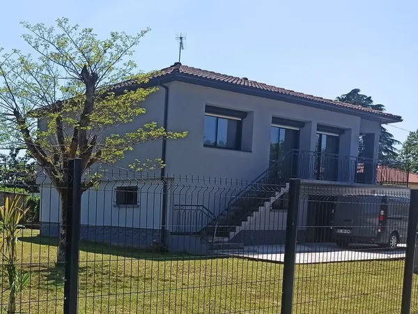 Belle maison entièrement rénovée!
