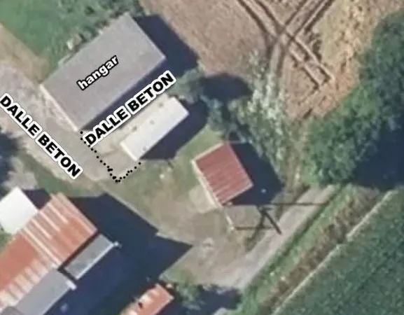 Local d’activité et entrepôt Location Marchésieux 112m² 20€