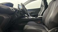 Peugeot 3008 HYBRID 225ch Active Pack e-EAT8 — photo 12