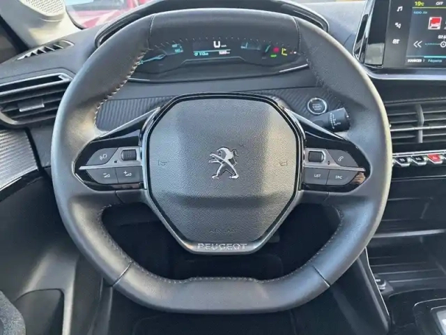 Peugeot 208 electrique 50 kwh 136ch — photo 9