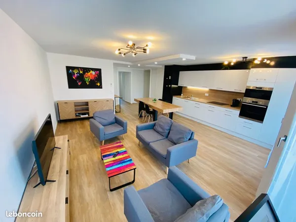SPÉCIAL INVESTISSEUR - COLOCATION 4 SUITES - 105 m² - GARAGE + LOCAL - 7,65 % BRUT