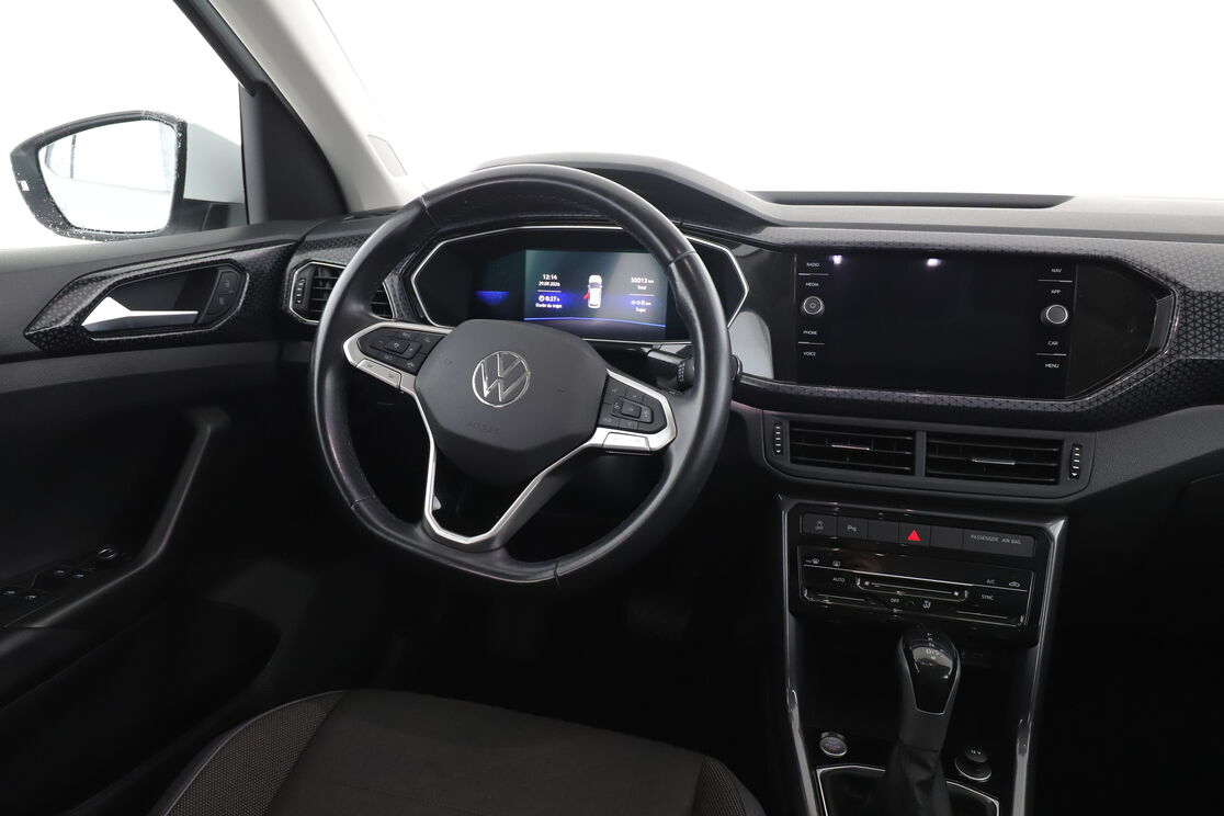 Volkswagen T-Cross 1.0 TSI R-Line DSG — photo 12