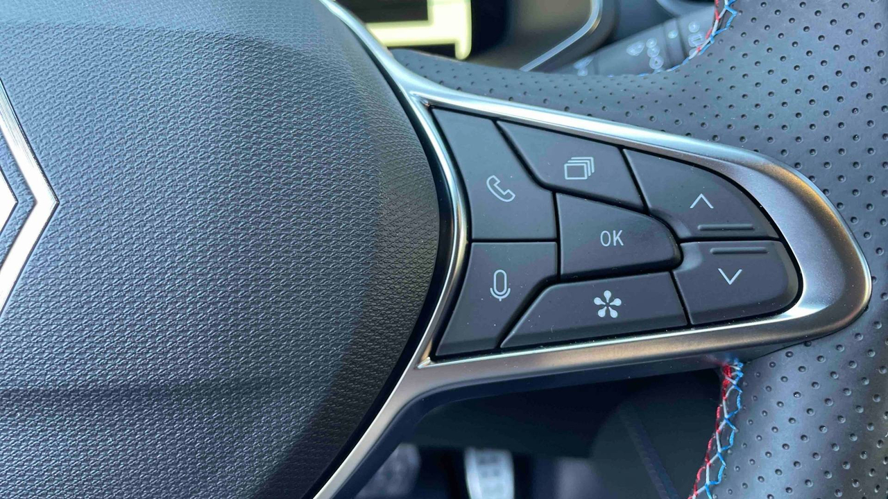 Renault Captur E-Tech full hybrid 160 ch — photo 18
