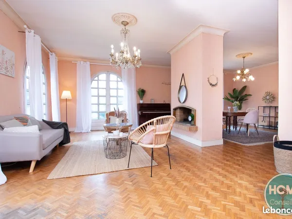 Maison 6 pièces 200 m²