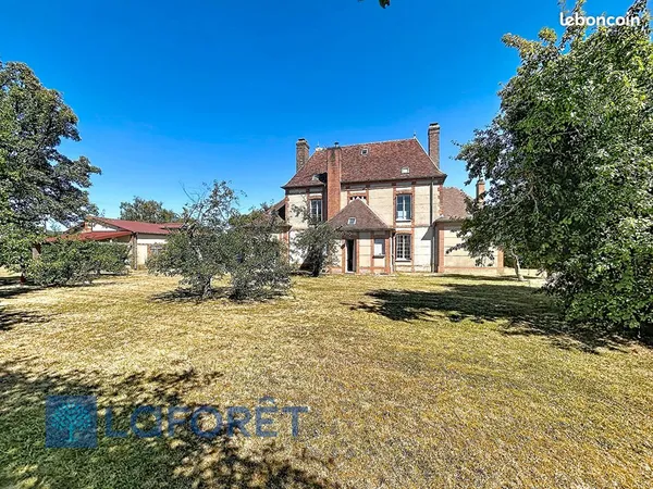 Propriété 10 pièces 231 m²