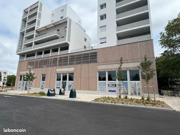 LOCAL COMMERCIAL 180 m² RENNES
