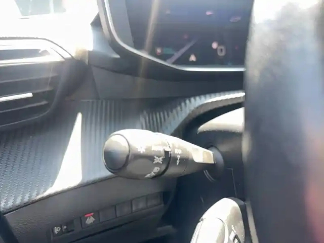 Peugeot 2008 bluehdi 110 s&amp;s bvm6 — photo 29