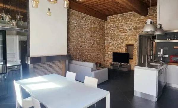 EXCLUSIVITÉ - APPARTEMENT CHARME ANCIEN 74 M² AU SOL