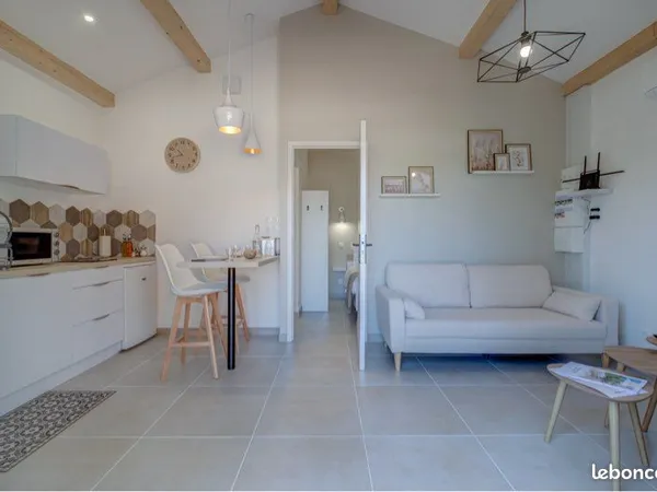 Appartement meublé oct à avril